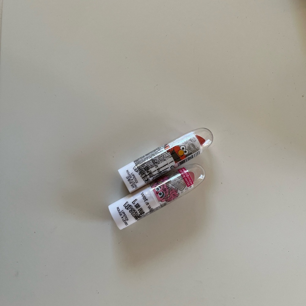 Wet N Wild Sesame Street L is for Lipstick Giggles & Be Kind Limited Edition